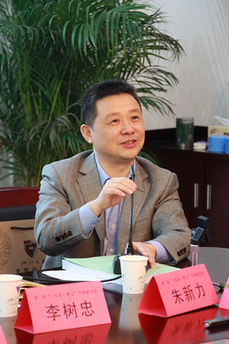 http://www.ghls.zju.edu.cn/wescms/sys/filebrowser/file.php?cmd=download&id=278608